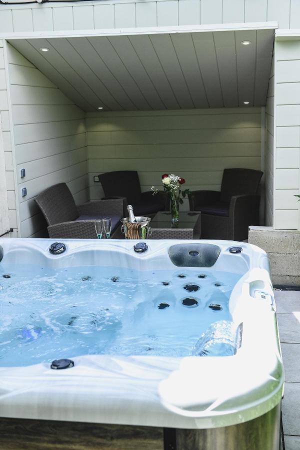 O Rethel Jacuzzi, Gite Ardennes المظهر الخارجي الصورة